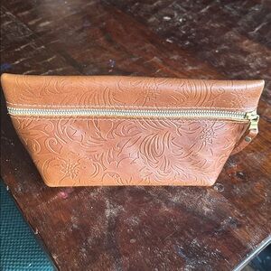 Embossed Brown Portland Leather Large Meadow Makeup bag